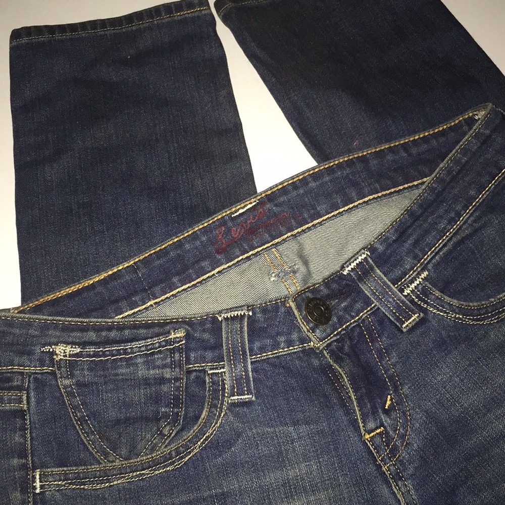LEVIS JEANS